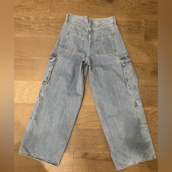 Old Navy Mid-Rise Baggy Wide-Leg Cargo Jeans | size 0 - Picture 8 of 8